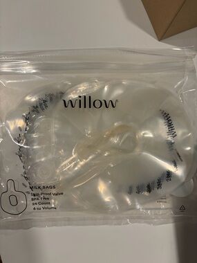 Willow breast pump milk bags